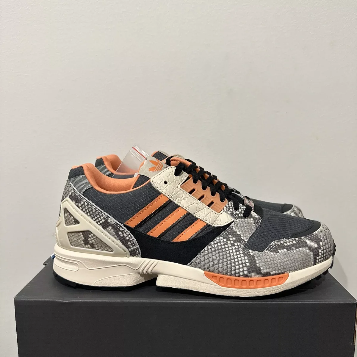 کتونی زد ایکس 8000 - ZX 8000 Lethal Nights Black 2 ZX 8000 Lethal Nights Black