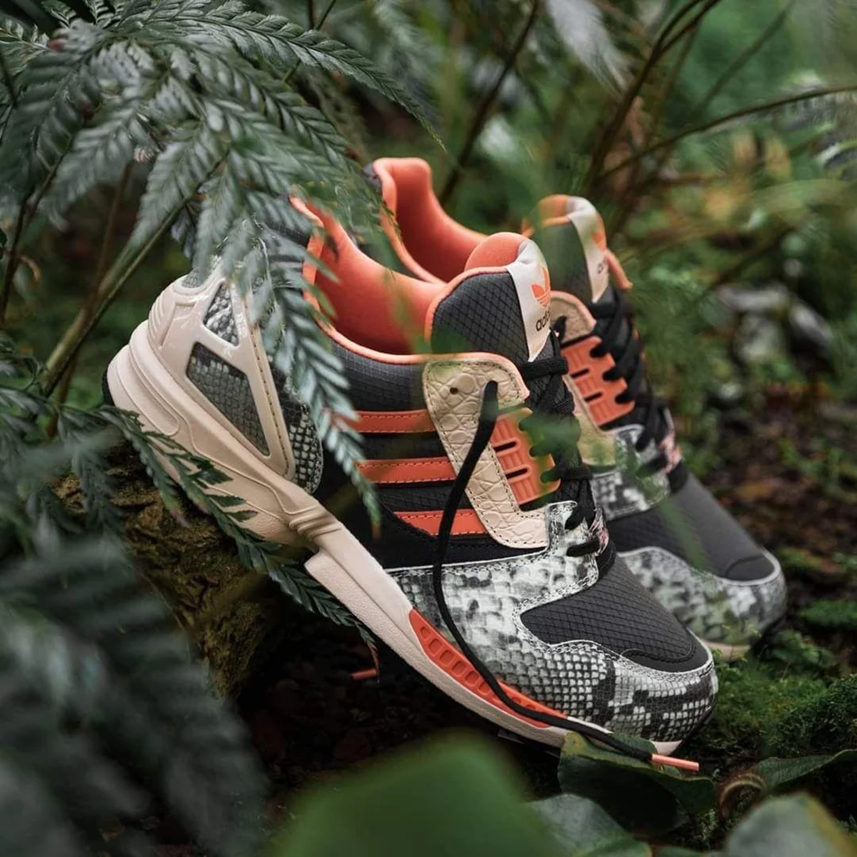 کتونی زد ایکس 8000 - ZX 8000 Lethal Nights Black 4 ZX 8000 Lethal Nights Black